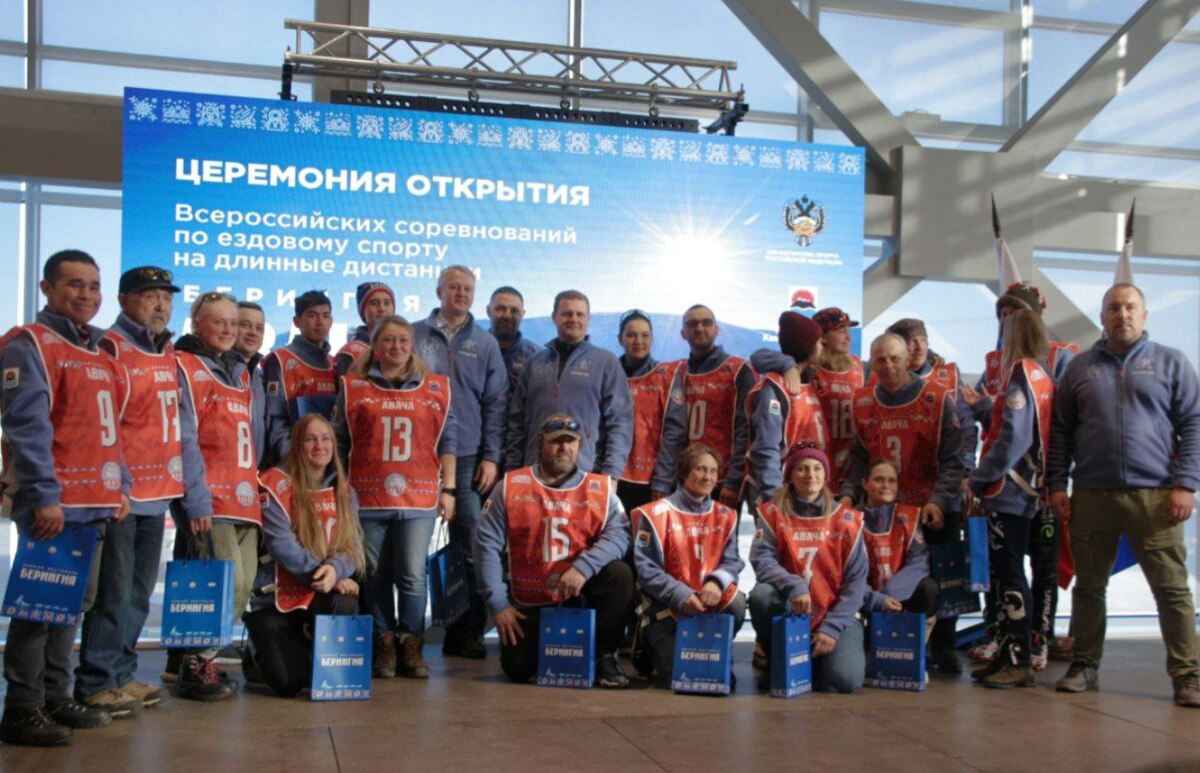 Владимир Солодов и Алексей Чекунков встретились с каюрами «Берингии»