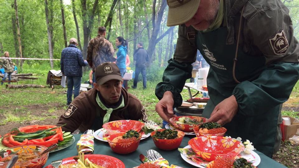Команда Кроноцкого заповедника завоевала главный приз конкурса полевых поваров «Золотой котелок»